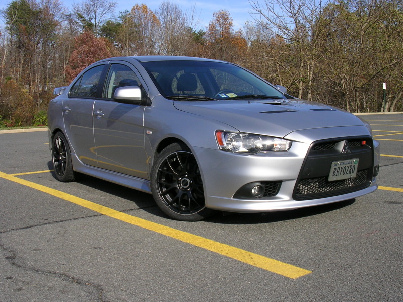 2011 Mitsubishi Lancer Evolution photo