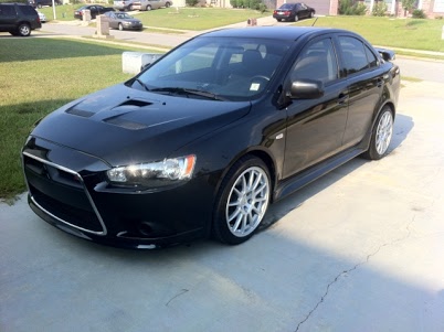 2011 Mitsubishi Lancer Evolution photo