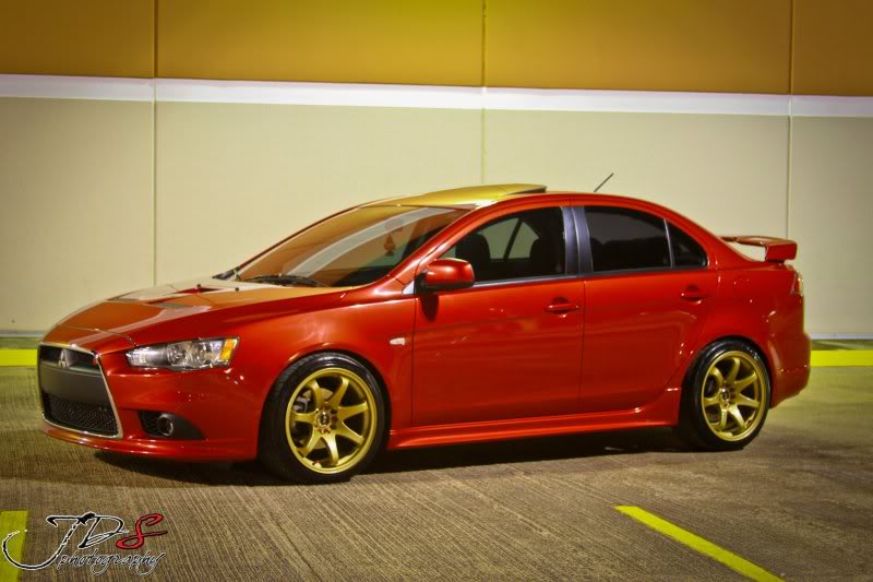 2010 Mitsubishi Lancer Evolution photo