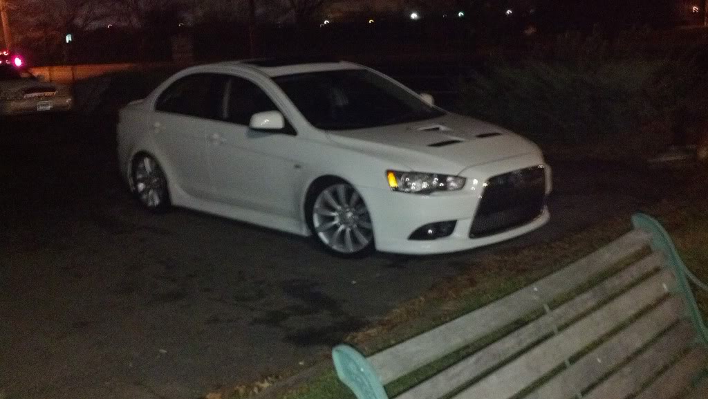 2012 Mitsubishi Lancer Evolution photo