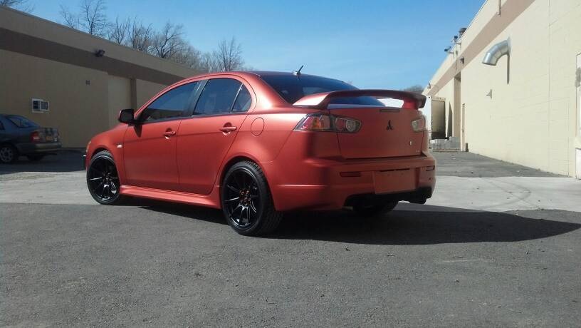 2010 Mitsubishi Lancer Evolution photo
