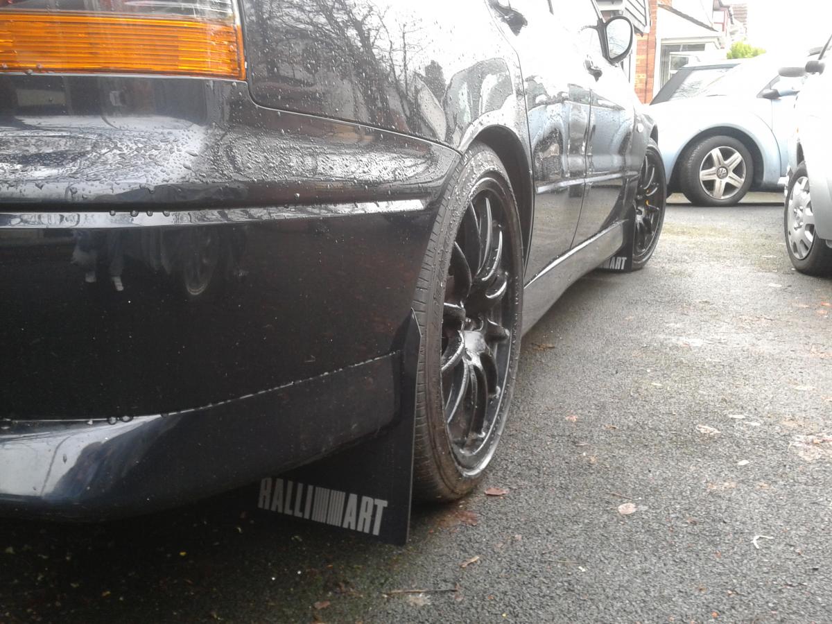2004 Mitsubishi Lancer Evolution photo