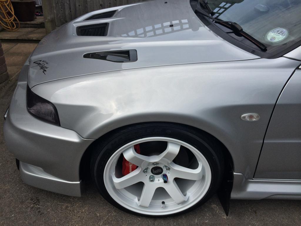 2005 Mitsubishi Lancer Evolution photo
