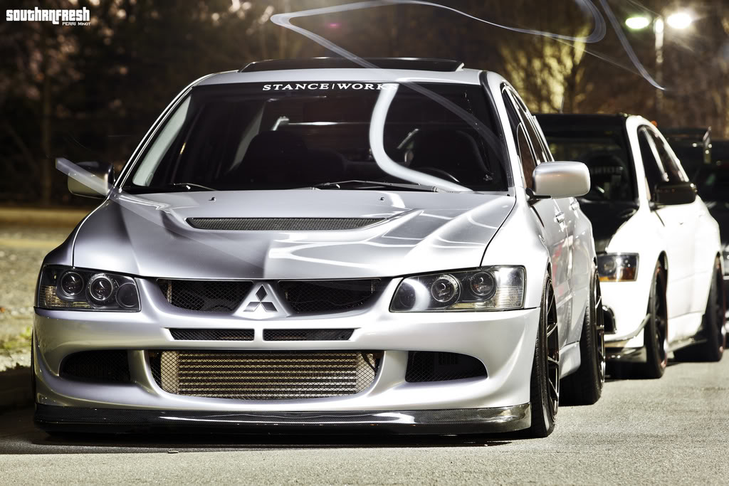 2005 Mitsubishi Lancer Evolution photo