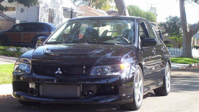 2004 Mitsubishi Lancer Evolution photo