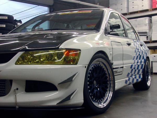 2006 Mitsubishi Lancer Evolution photo
