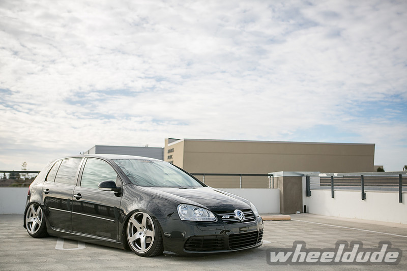 2010 Volkswagen Golf photo