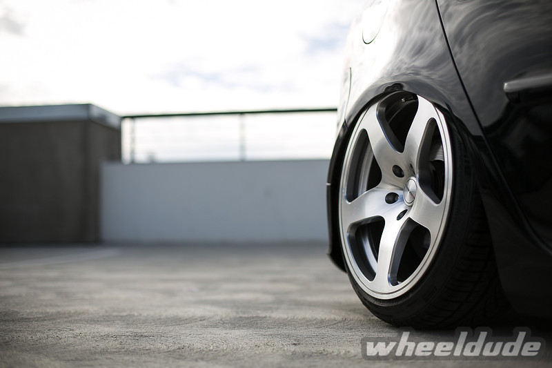 2010 Volkswagen Golf photo