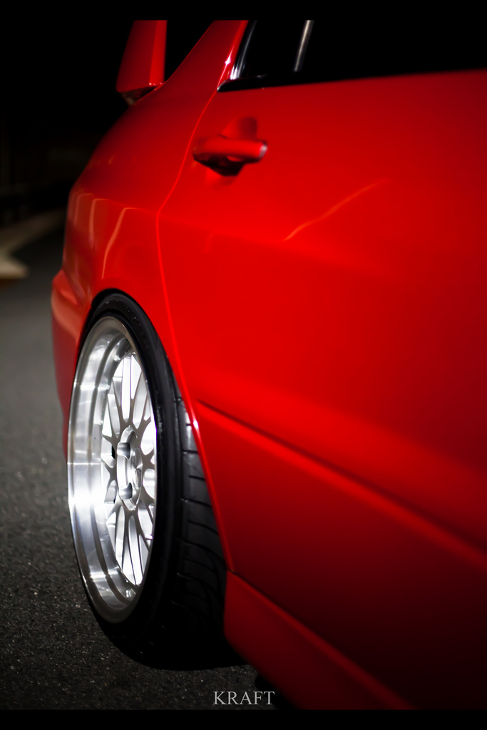 2004 Mitsubishi Lancer Evolution photo