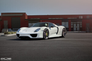 2015 Porsche 918 Spyder
