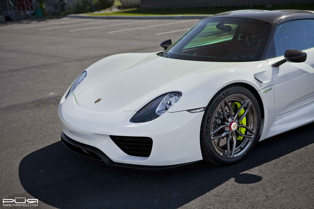 2015 Porsche 918 Spyder photo