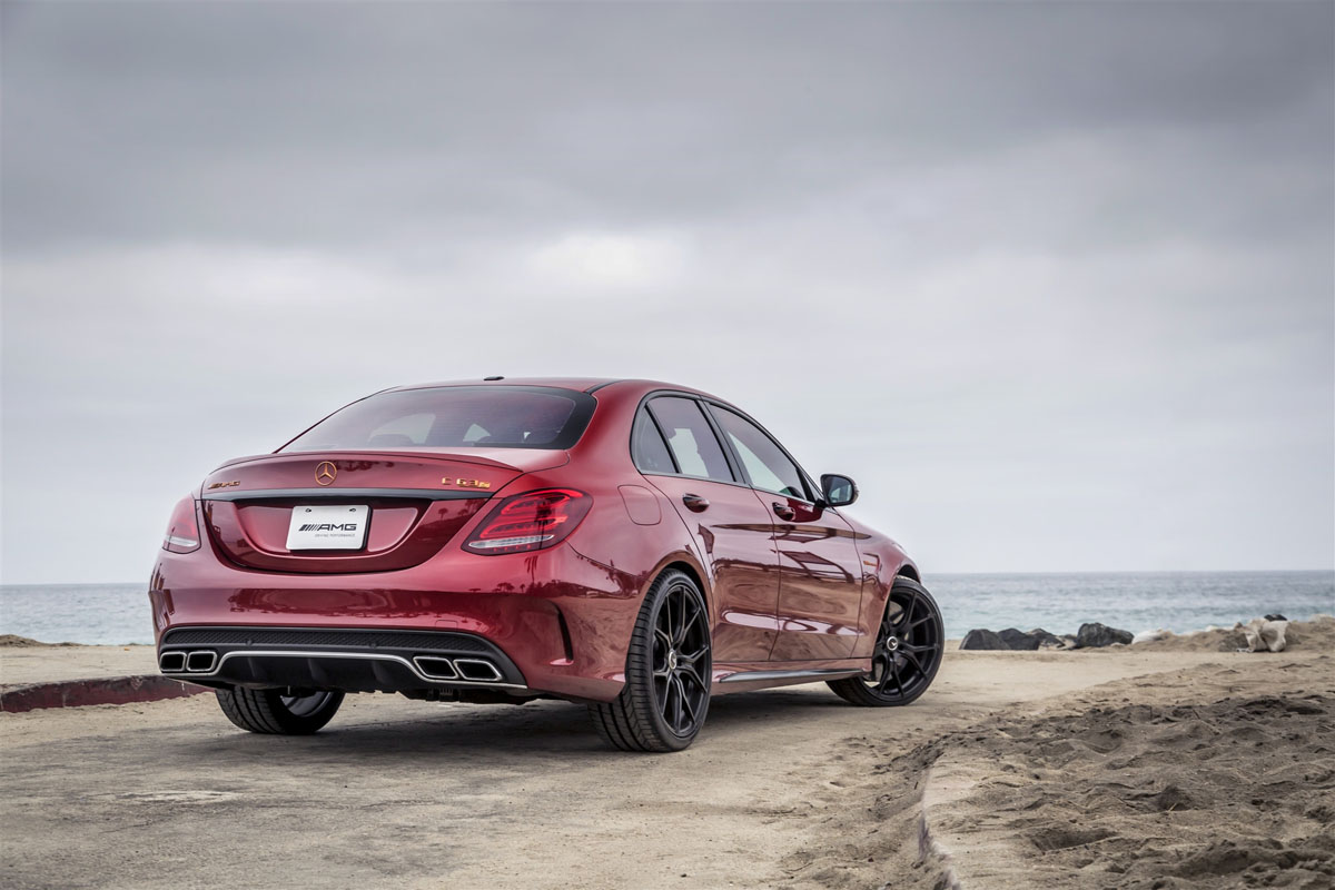 2017 Mercedes-Benz AMG C photo