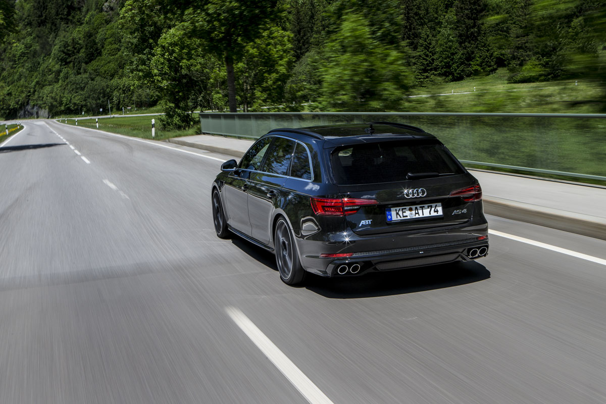 2016 Audi S4 photo