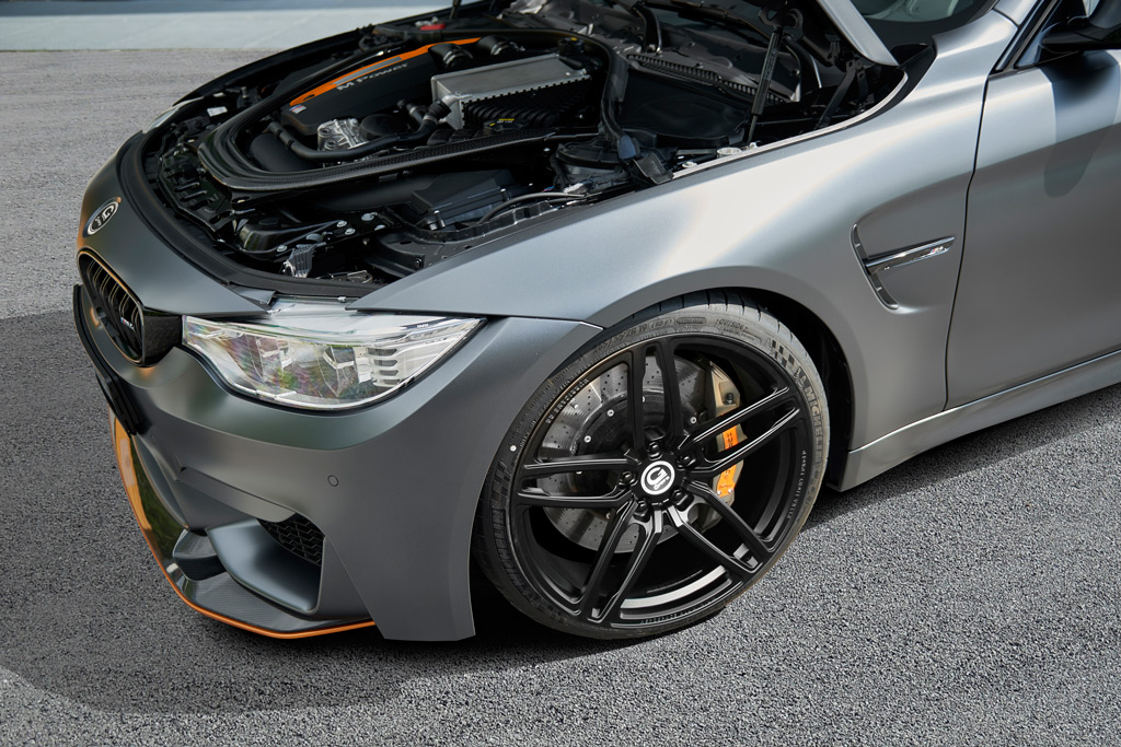2016 BMW M4 photo