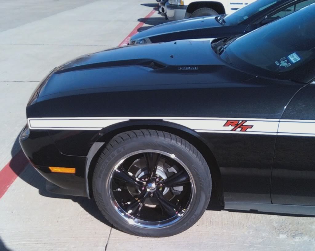 2008 Dodge Challenger photo
