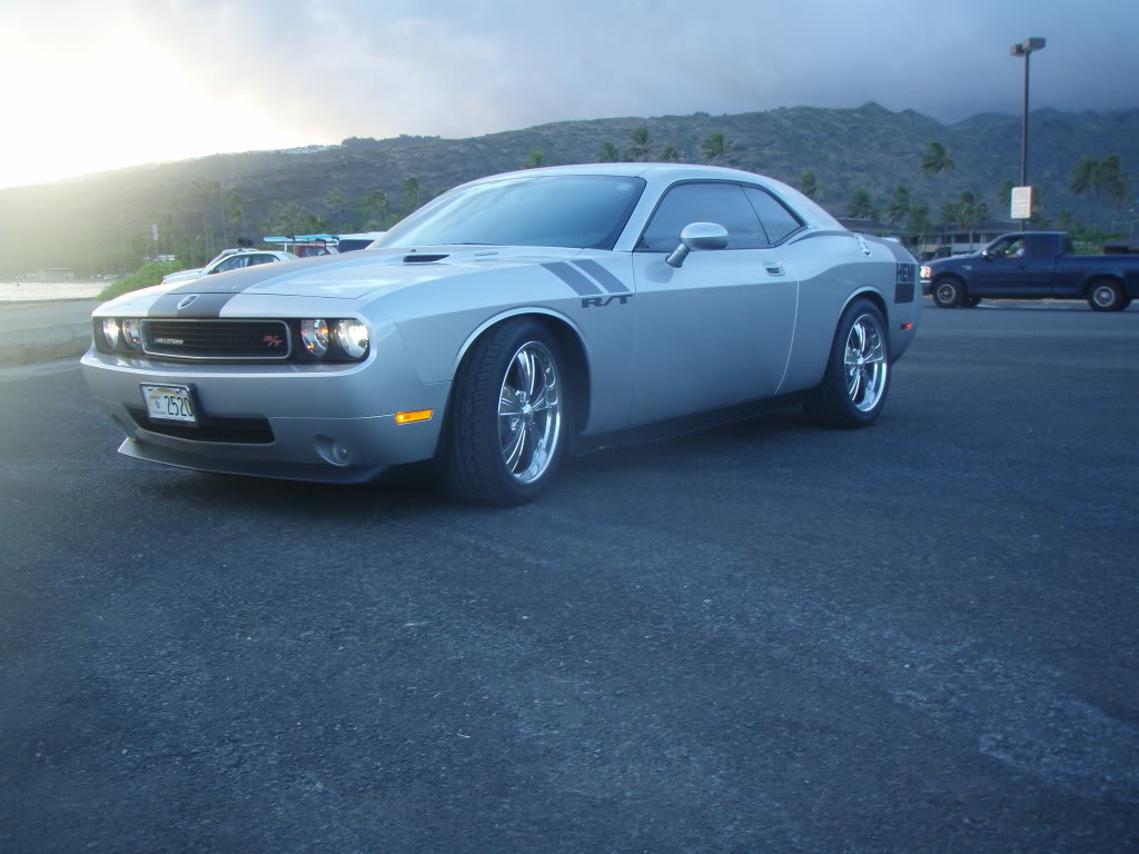 2008 Dodge Challenger photo