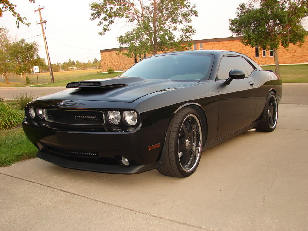 2008 Dodge Challenger photo