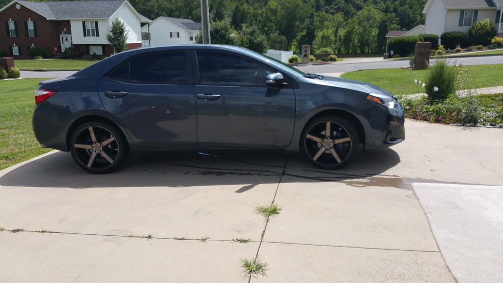 2015 Toyota Corolla photo