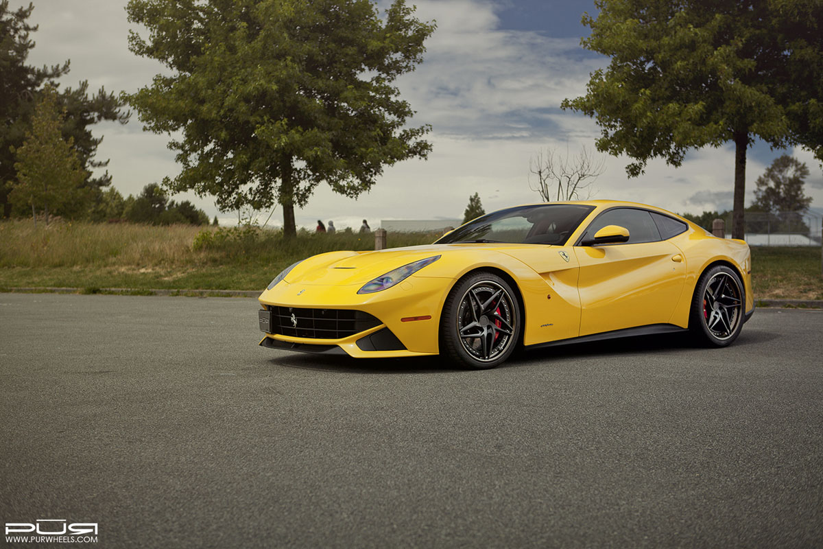 2015 Ferrari F12berlinetta photo