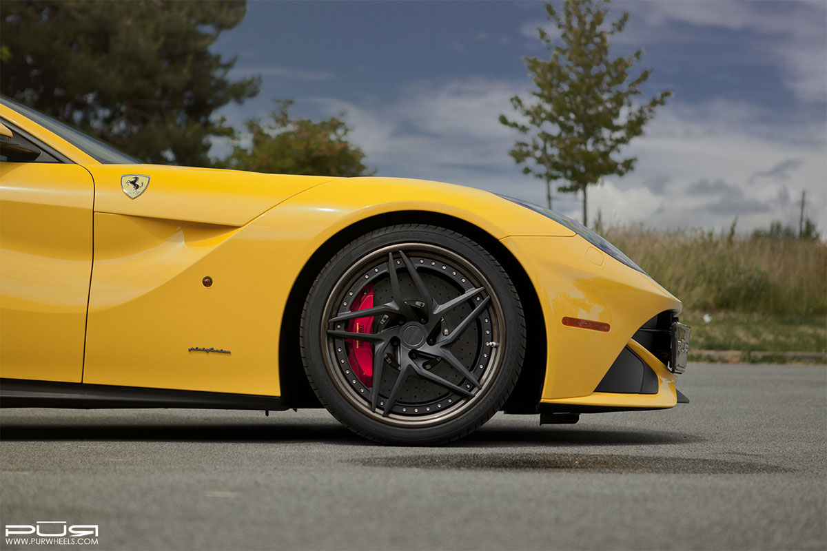2015 Ferrari F12berlinetta photo