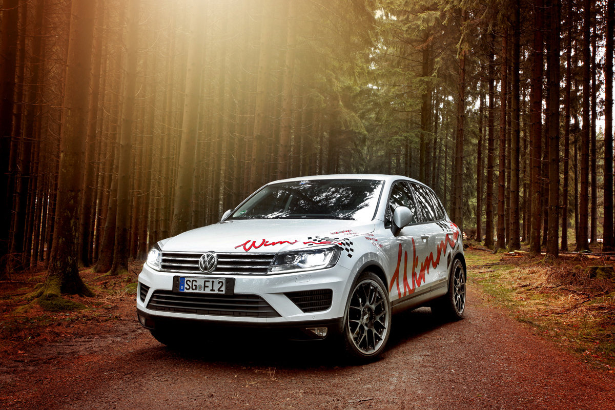 2016 Volkswagen Touareg photo