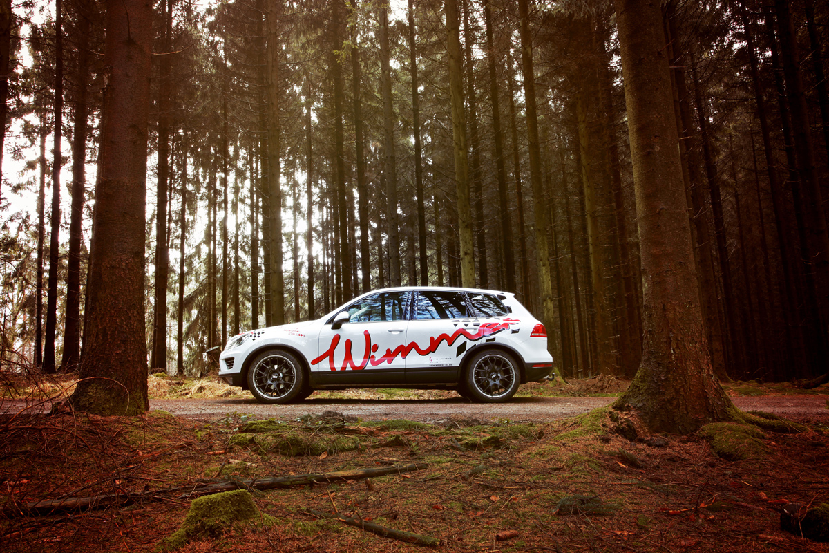 2016 Volkswagen Touareg photo