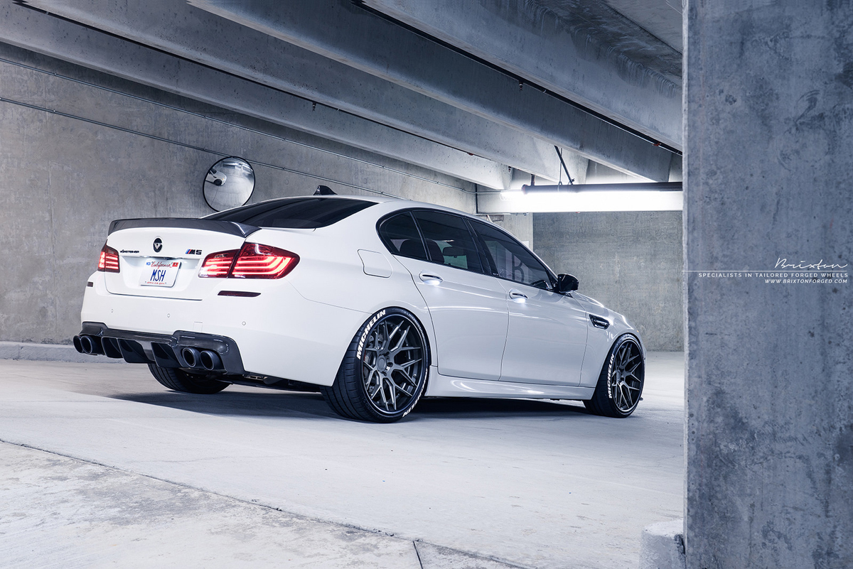 2015 BMW M5 photo