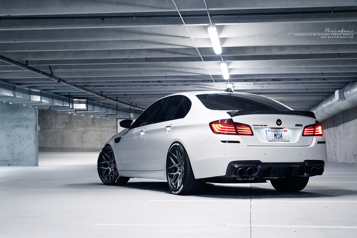 2015 BMW M5 photo