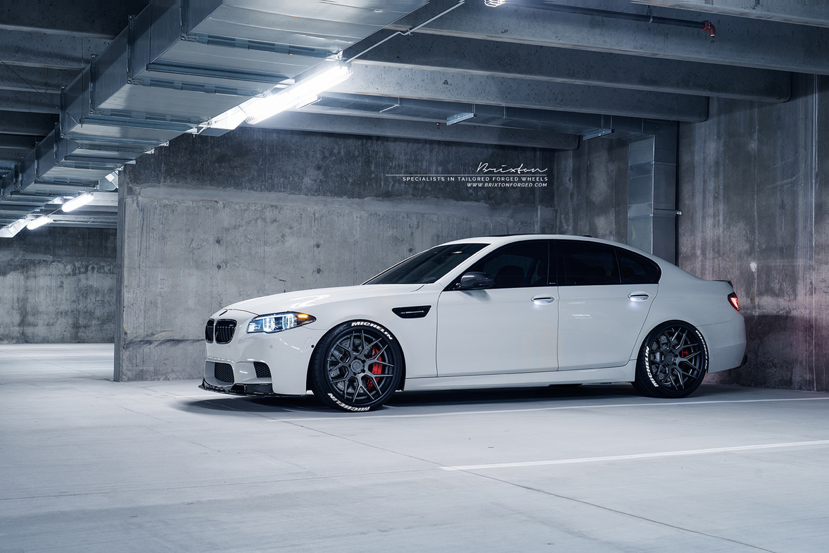 2015 BMW M5 photo