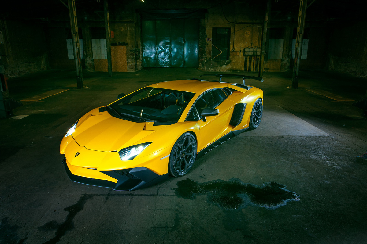 2015 Lamborghini Aventador photo