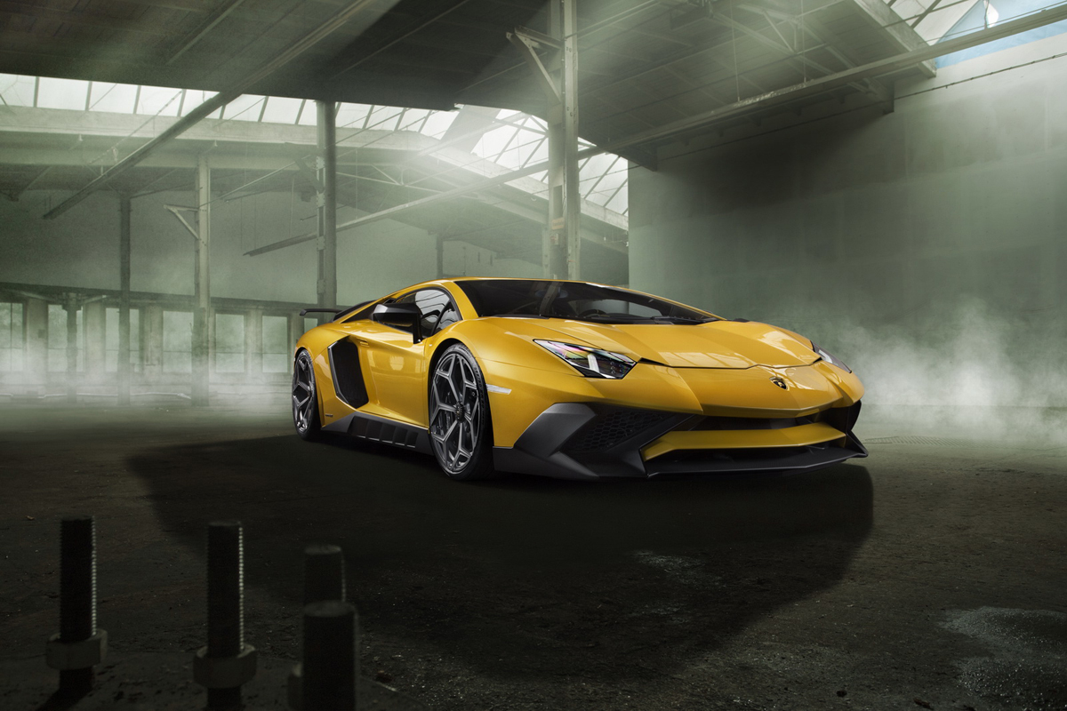 2015 Lamborghini Aventador photo
