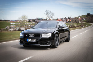 2016 Audi S8
