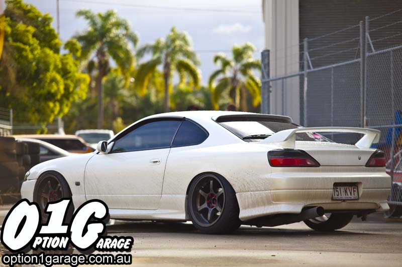 2000 Nissan S15 photo