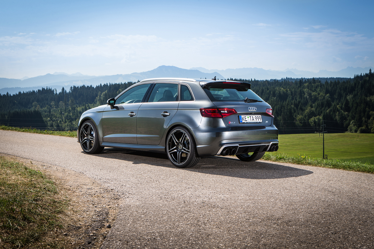 2016 Audi S3 photo