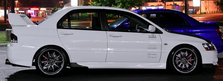 2005 Mitsubishi Lancer Evolution photo