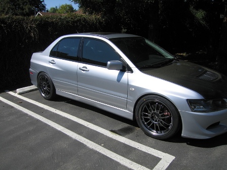 2003 Mitsubishi Lancer Evolution photo