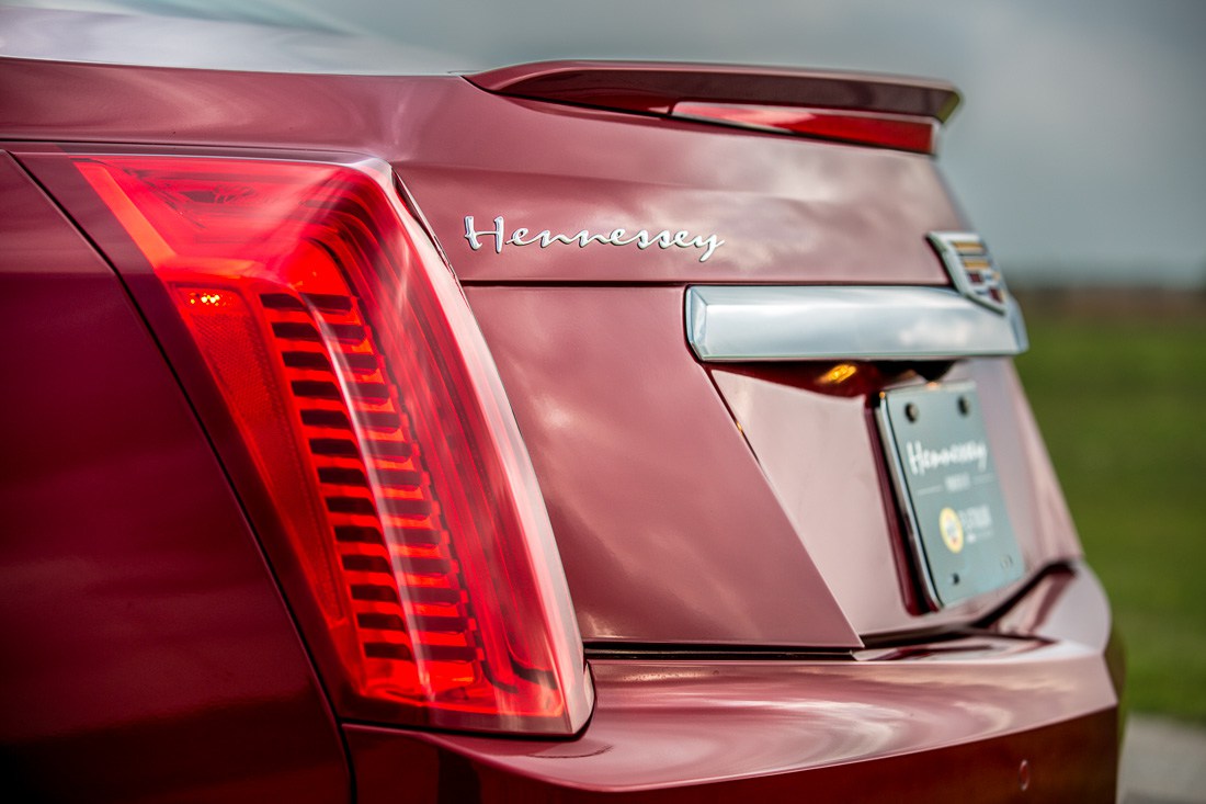 2016 Cadillac CTS-V photo