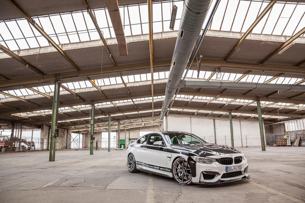 2016 BMW M4 photo