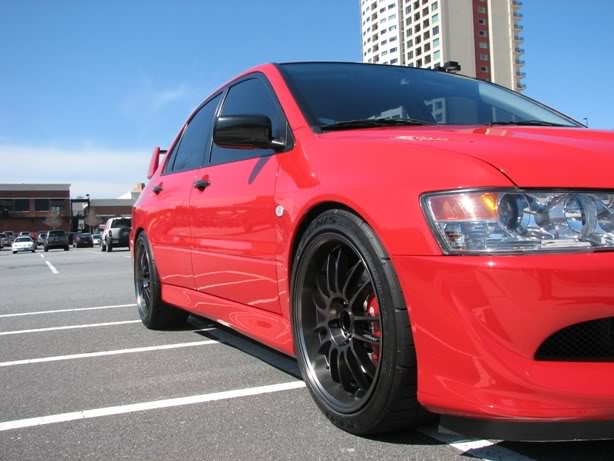 2005 Mitsubishi Lancer Evolution photo