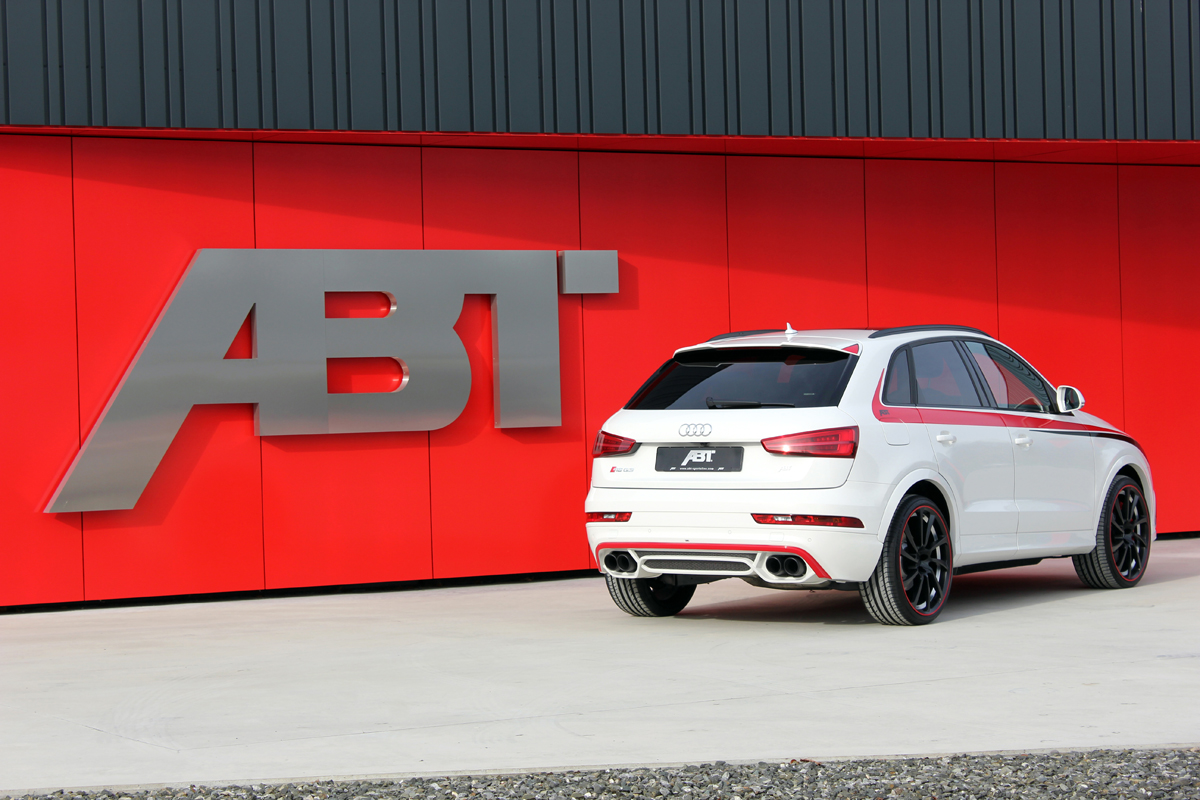 2016 Audi Q3 photo