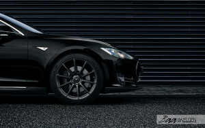 2015 Tesla Model S