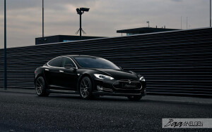 2015 Tesla Model S
