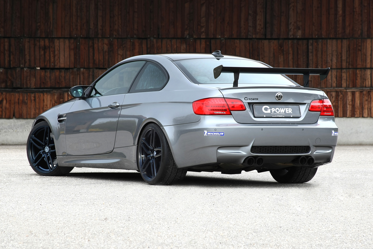 2010 BMW M3 photo