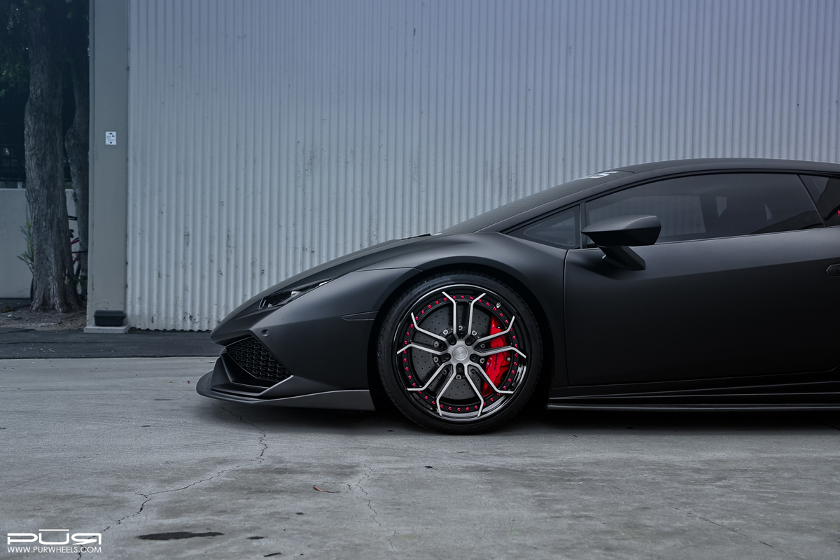2016 Lamborghini Huracan photo