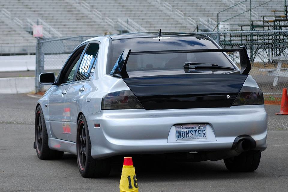 2006 Mitsubishi Lancer Evolution photo