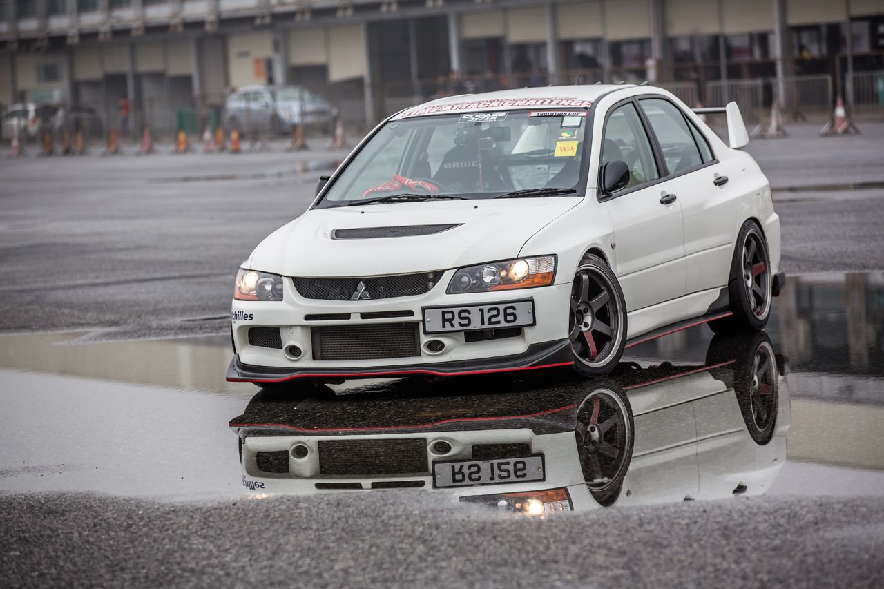2008 Mitsubishi Lancer Evolution photo