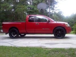 Nissan Titan