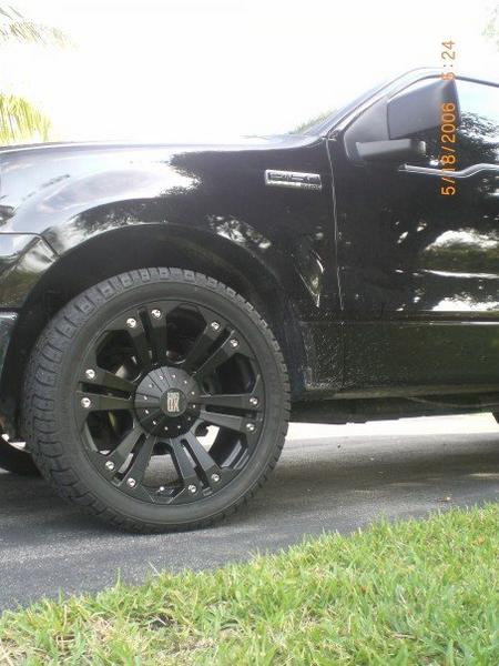 2009 GMC Sierra 2500HD photo