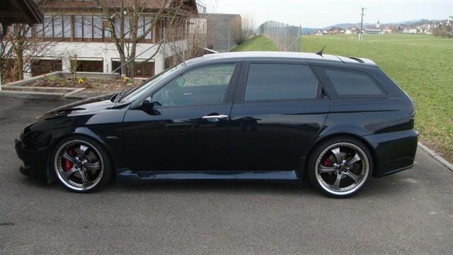 2002 Alfa Romeo 156 Sportwagon photo