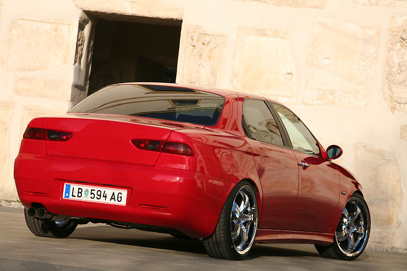 1999 Alfa Romeo 156 4-door photo